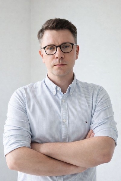 lek. Piotr Kowalewski